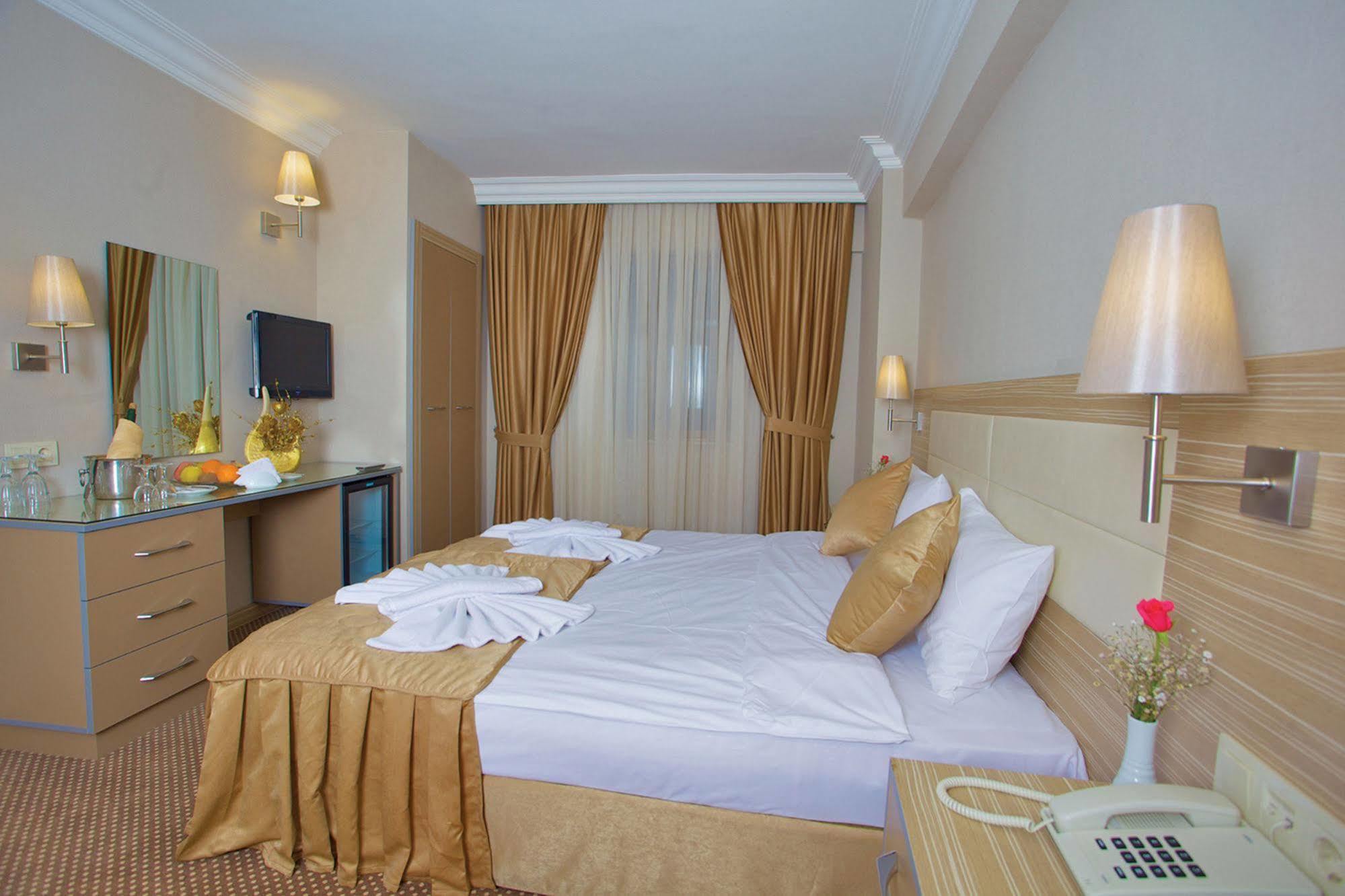 Hotel Grand Emin Istanbul Eksteriør bilde